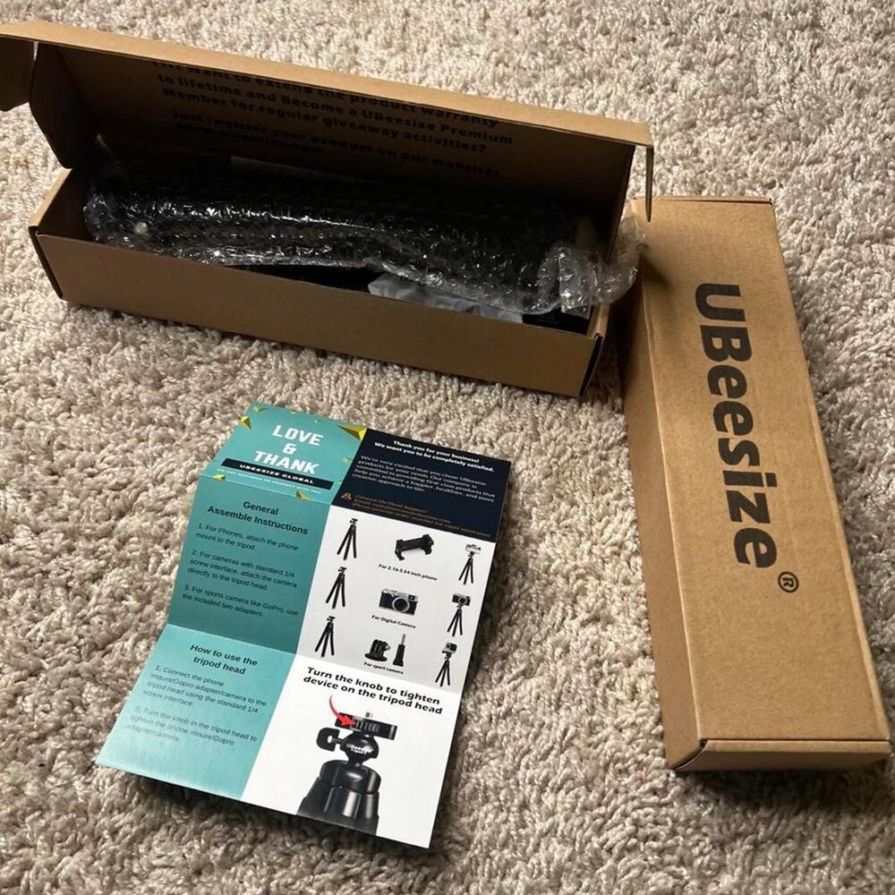 Ubeesize tripod with phone holder